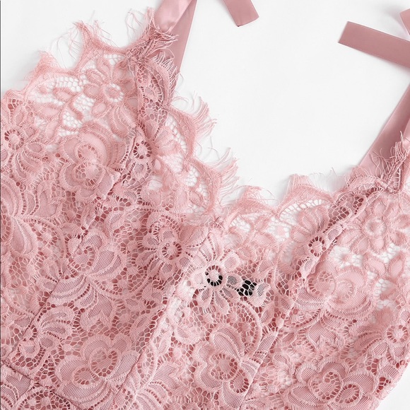 🆕Pink floral lace w/tie ribbon lingerie - Picture 5 of 7